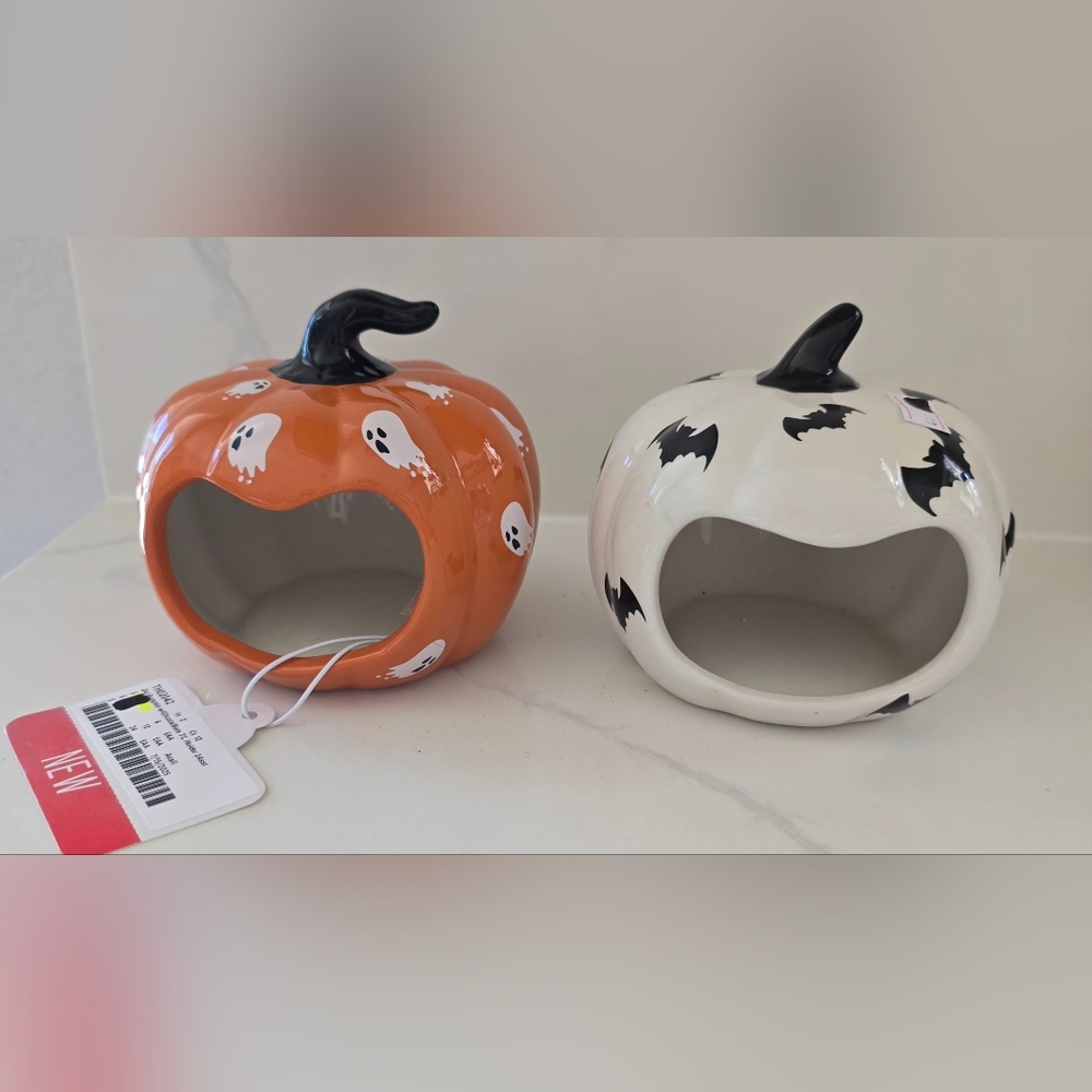 Transpac Ceramic Halloween Tea Light Holders‎ Pumpkin Bats Set Of 2 New With Tag